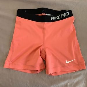 Like new Nike Pro biker shorts M